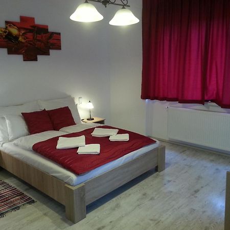 Downtown Apartment Miskolc Exteriör bild