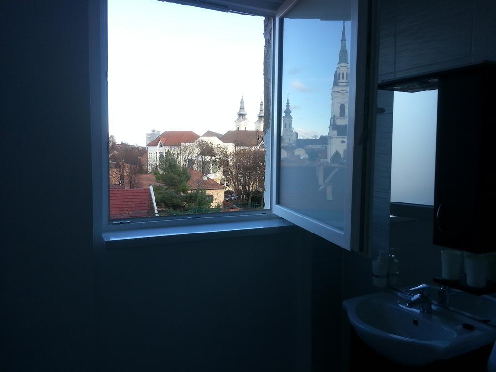 Downtown Apartment Miskolc Exteriör bild